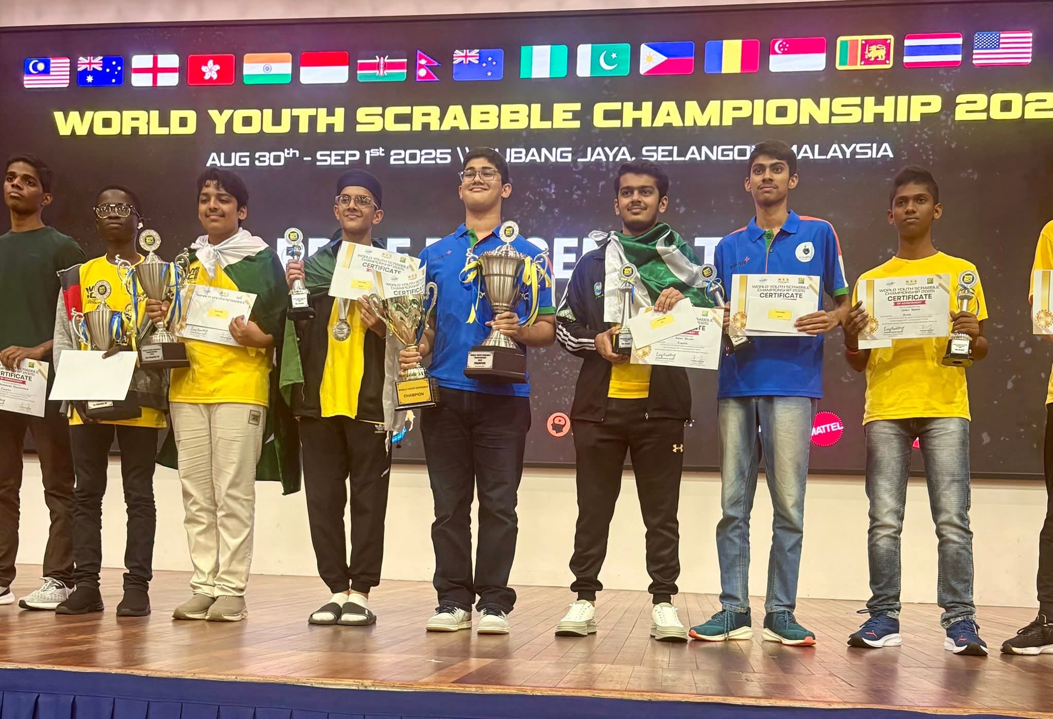 মাত্র ১৪ বছর বয়সে মাধব গোপাল কামাথ ইতিহাস গড়লেন, ২০২৫ সালের বিশ্ব যুব স্ক্র্যাবল চ্যাম্পিয়নশিপ জয়ী প্রথম ভারতীয় হিসেবে।”